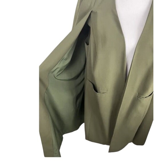 NWT Eloquii Plus Size Cape Cloak With Attached Vest Midi Length Green - Picture 3 of 10